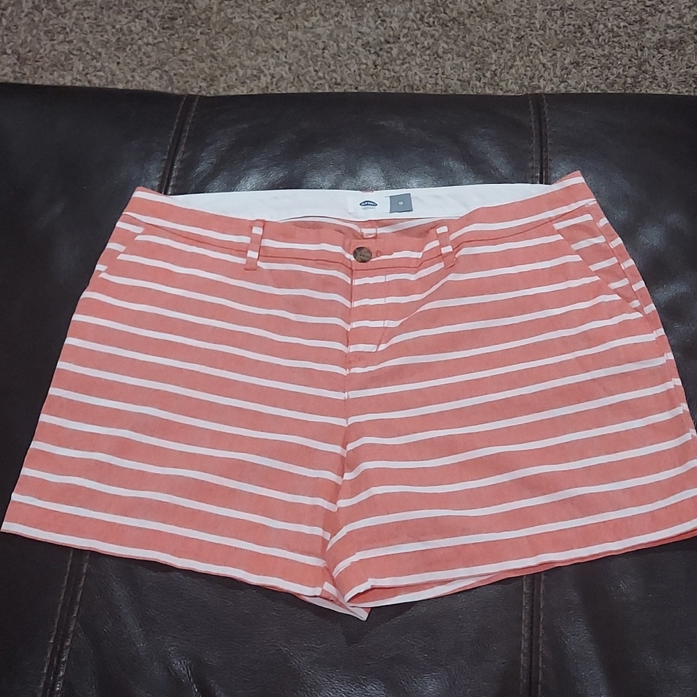 Comfortable shorts worn worn. Washed in cold and hung up to dry.